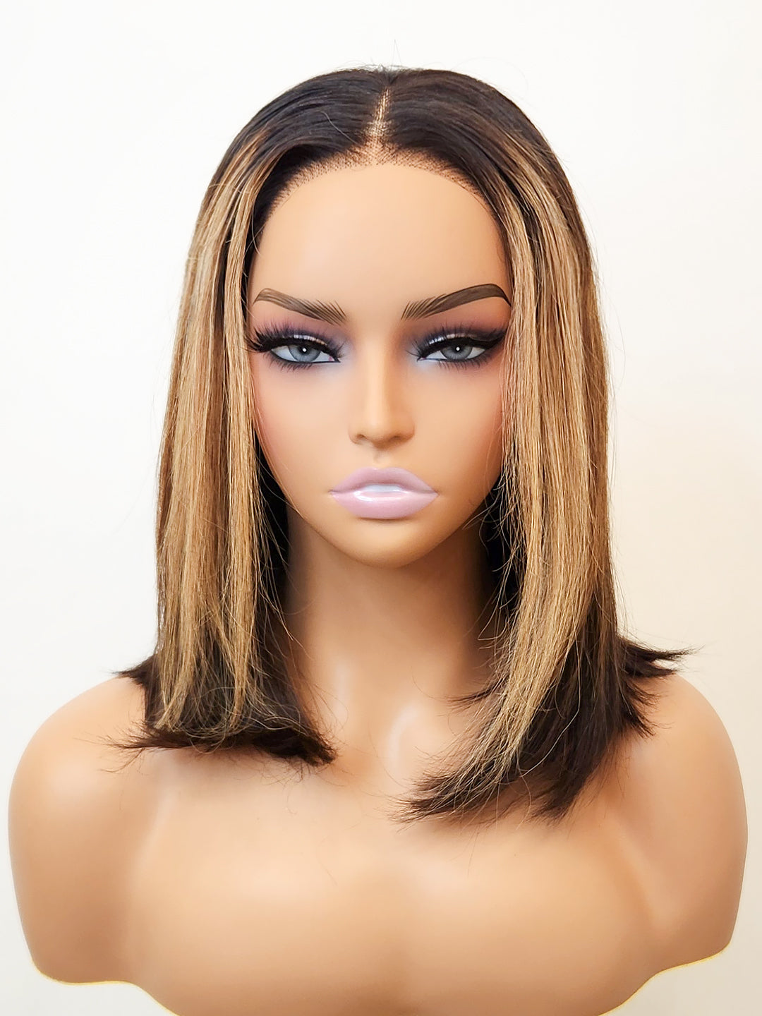 Blonde Highlights Blunt Cut Glueless Wig Small Knots 5x5 Swiss HD Pre-Cut Lace Short Bob Sun-Kissed