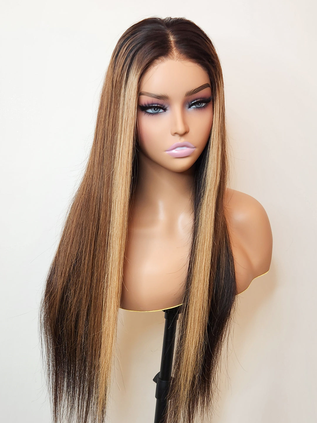 Blonde Highlights Silky Straight Glueless Wig Small Knots 5x5 Swiss HD Pre-Cut Lace Sun-Kissed