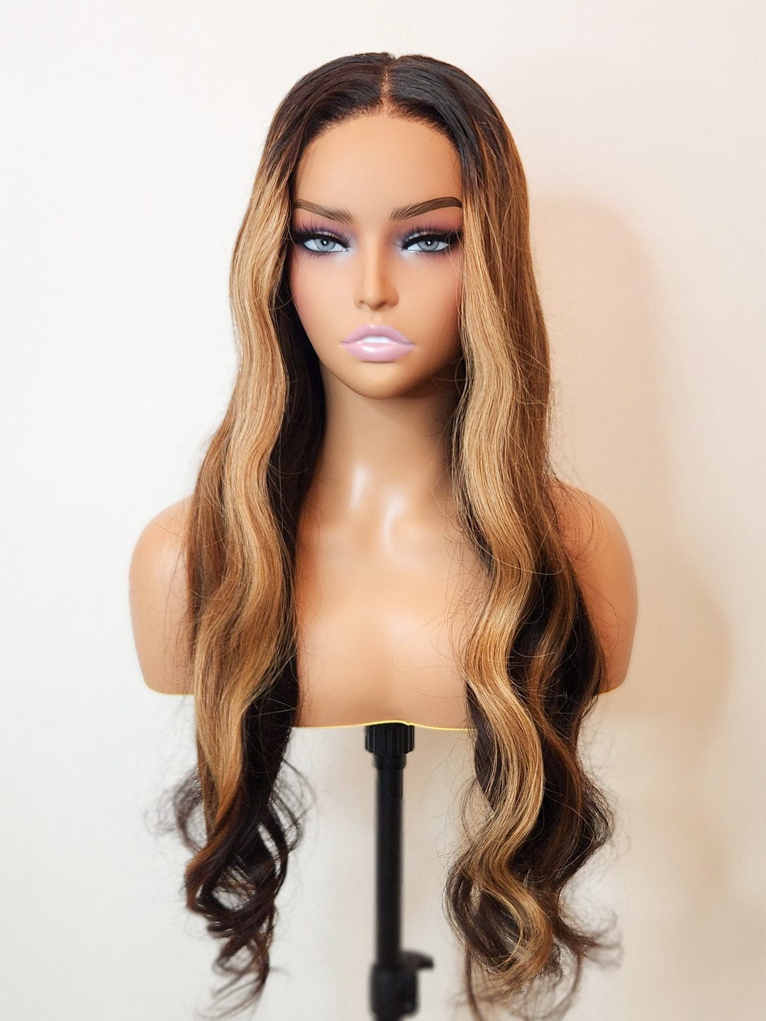 Brooklyn Hair Loose Body Wave Glueless Wig Invisible Small Knots 5x5 Swiss HD Pre-Cut Lace 180% Density 14-16" / Sun-Kissed